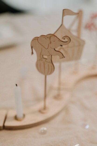 Geburtstagskranz Stecker aus Holz Elefant.