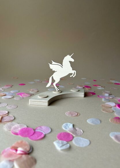 Pegasus Stecker aus Holz für den Geburtstagskranz.