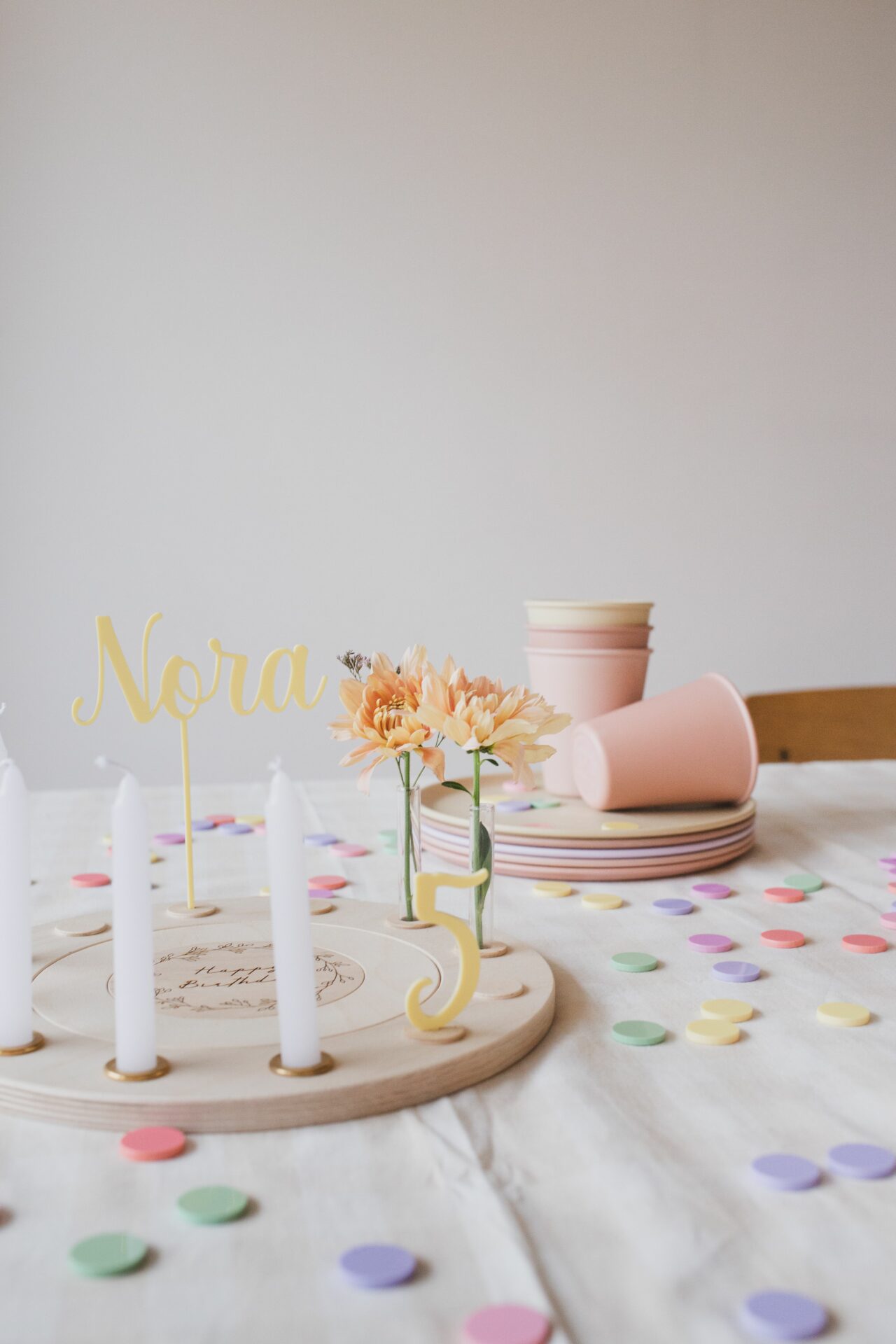 Nachhaltige Tischdekoration für den Kindergeburtstag.