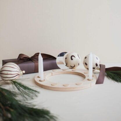 Mond Stecker für die Weihnachtszeit als wiederverwendbare Dekoration für den Tisch.