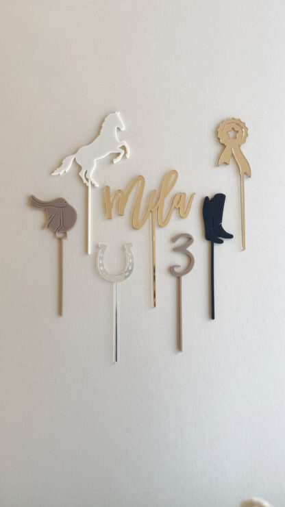 Cake Topper Pferde Reitturnier Set bunt mit Namen und Zahl