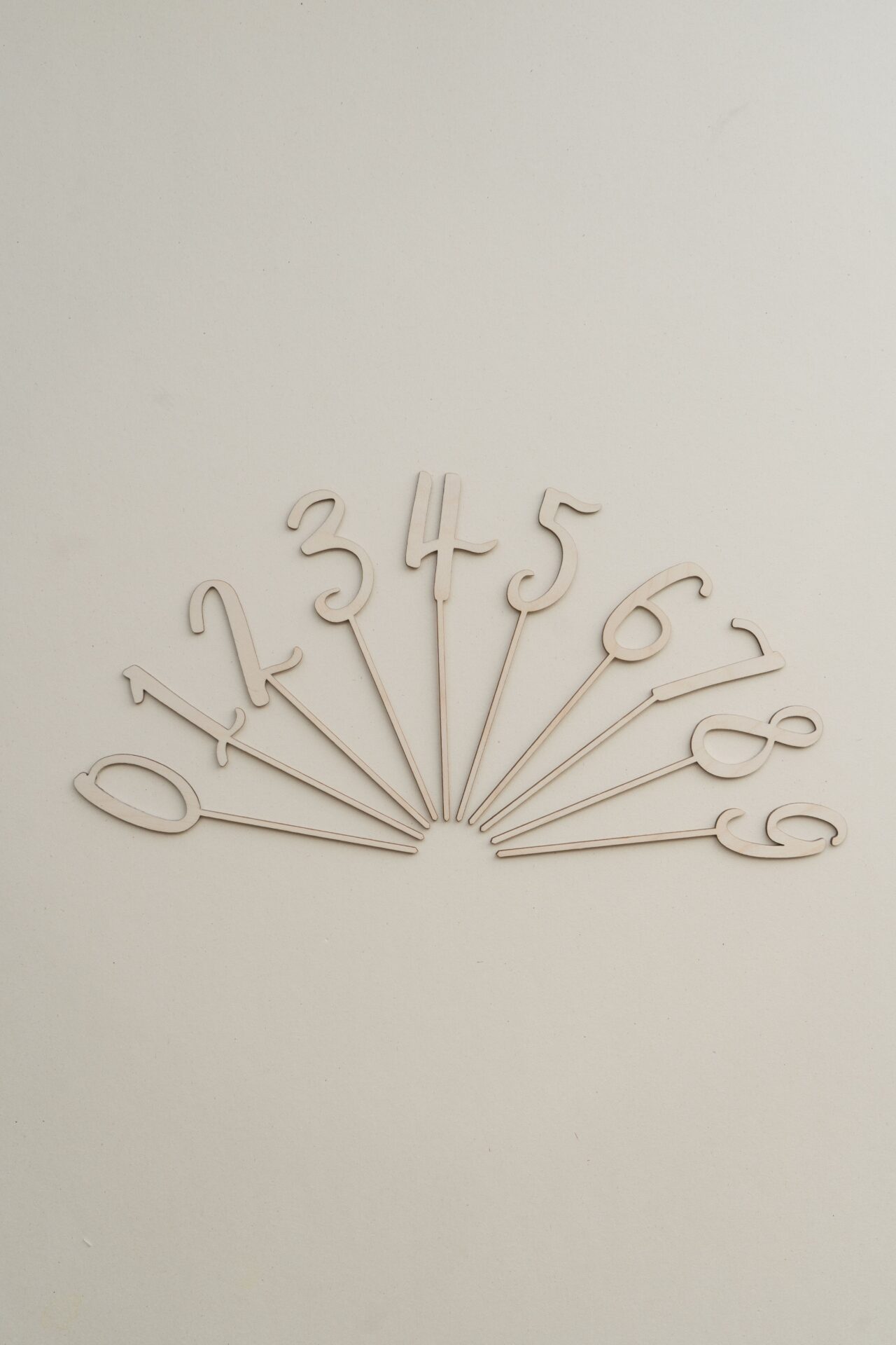 Cake Topper Zahlenset aus Holz.