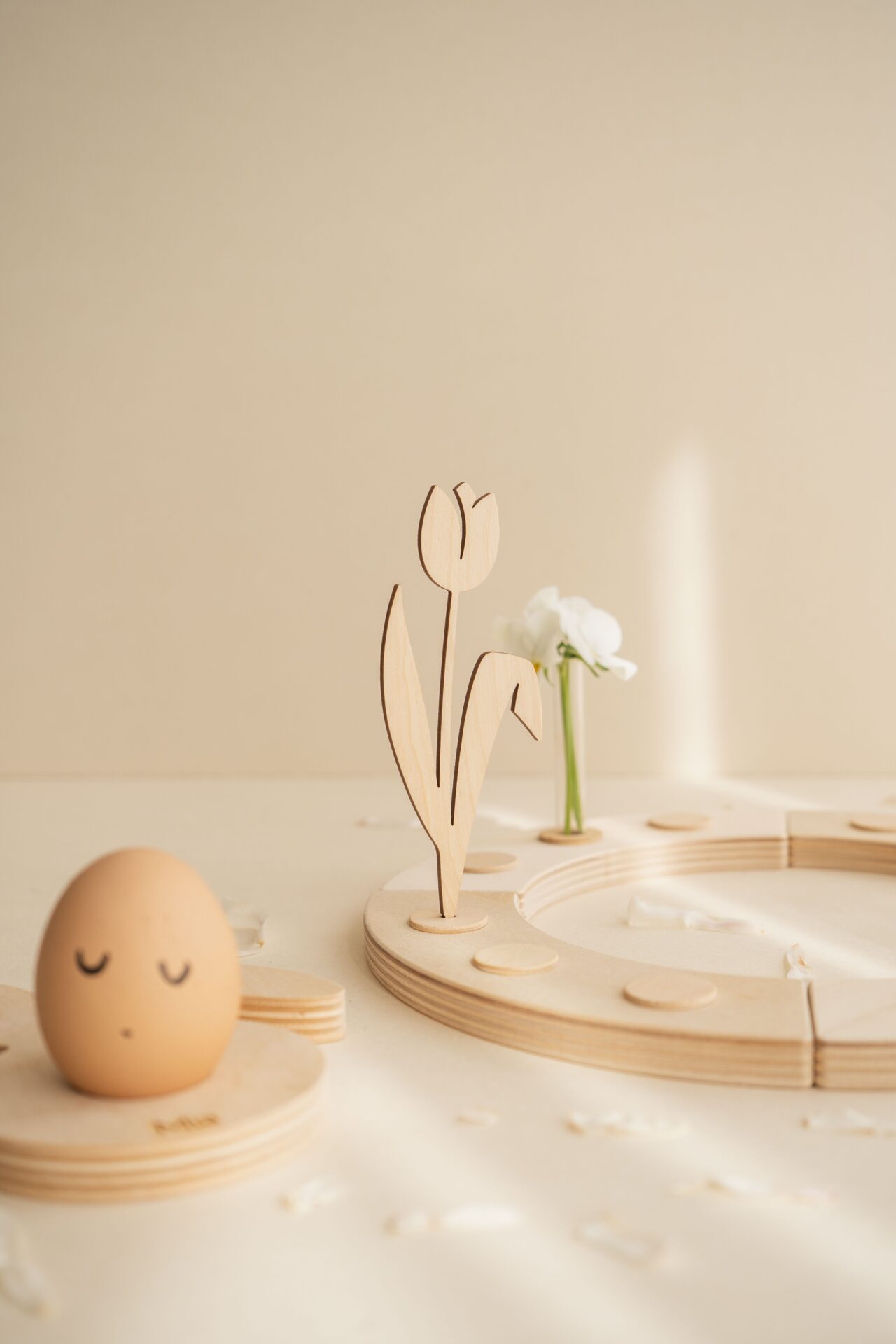 Tulpen Stecker für den Jahreszeitenkranz als Tischdeko für Ostern.