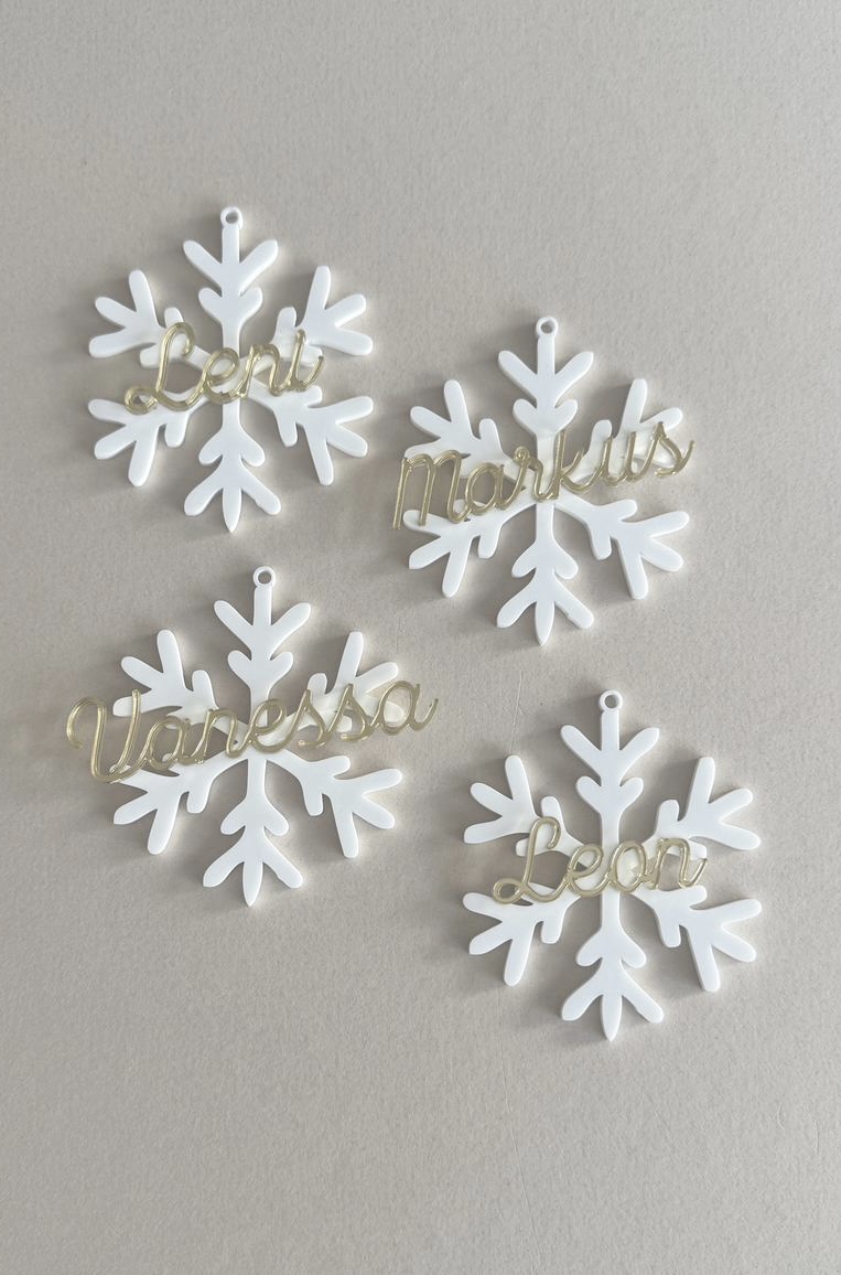 Schneeflocken Anhänger personalisiert